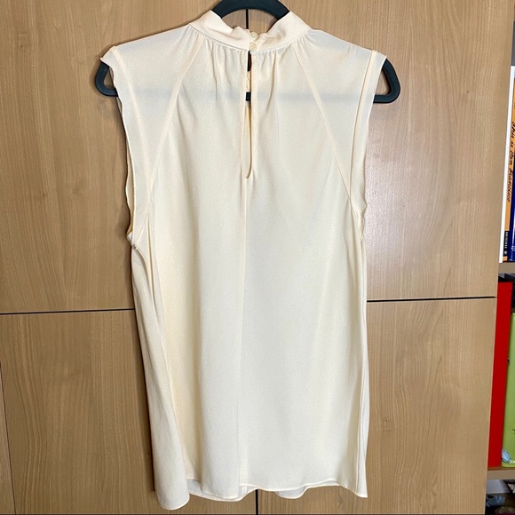 Moschino cheapandchic ivory silk sleeveless top - Picture 5 of 9